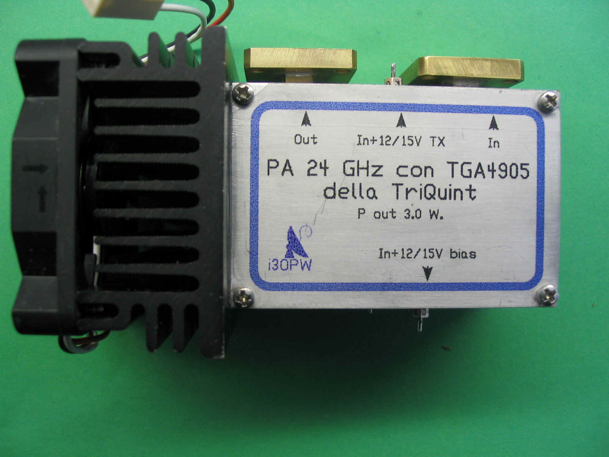 PA 24 GHz3W-a.jpg (634880 byte)